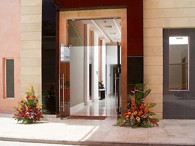 Hotel Altamira Village Caracas 4*,