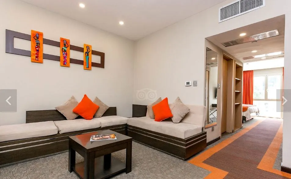 Hotel Altamira Village Caracas 4*,